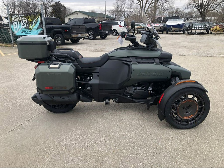 2025 Can-Am CANYON REDROCK