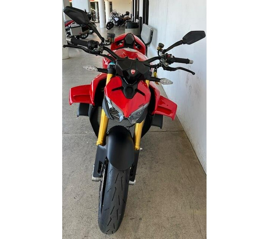 2025 Ducati STREETFIGHTER V4S