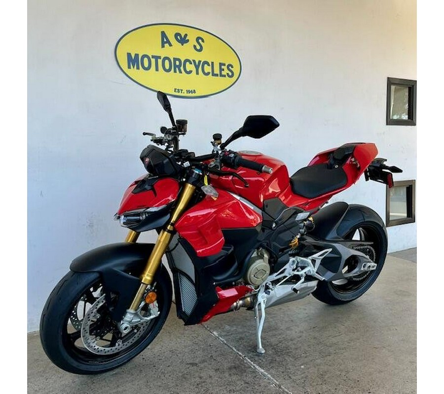 2025 Ducati STREETFIGHTER V4S