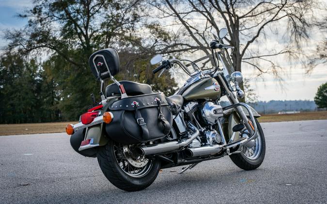 Used 2016 Harley-Davidson Heritage Softail Classic FLSTC Motorcycle For Sale In Florence, SC