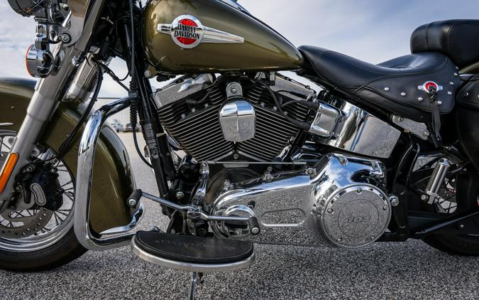 Used 2016 Harley-Davidson Heritage Softail Classic FLSTC Motorcycle For Sale In Florence, SC