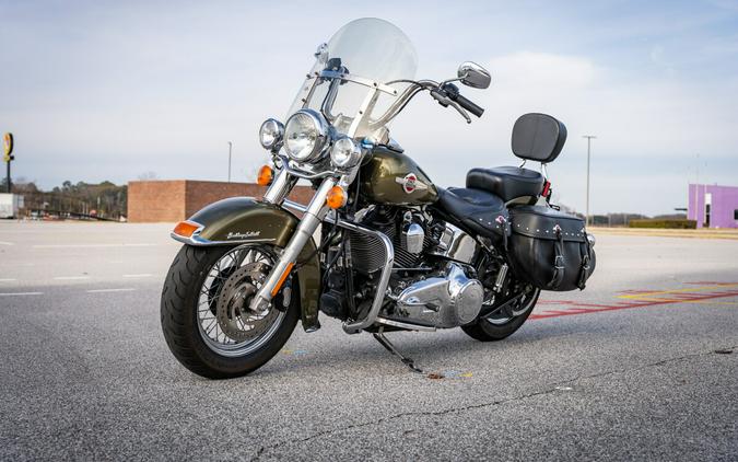 Used 2016 Harley-Davidson Heritage Softail Classic FLSTC Motorcycle For Sale In Florence, SC