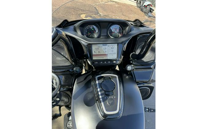 2023 CHALLENGER ELITE, SAPPHIRE BLUE SMOKE, 49ST Elite - Indian Motorcycle