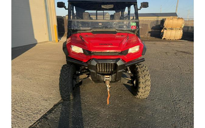 2023 Honda Pioneer 1000-6 Crew Deluxe