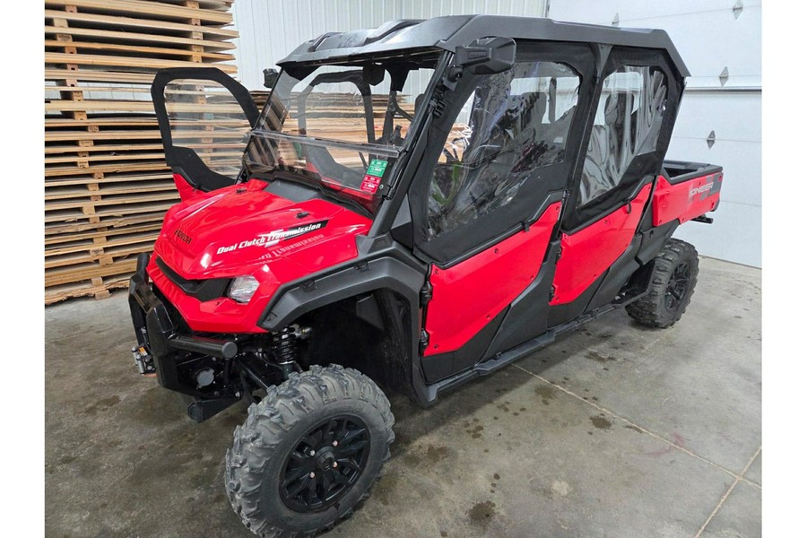 2023 Honda Pioneer 1000-6 Crew Deluxe