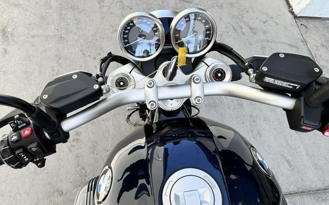 2026 BMW R 12 nineT Imperial Blue Metallic