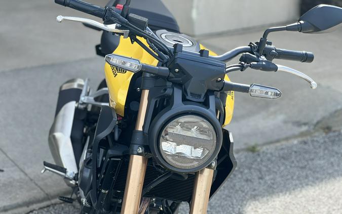 2025 Honda CB300R ABS