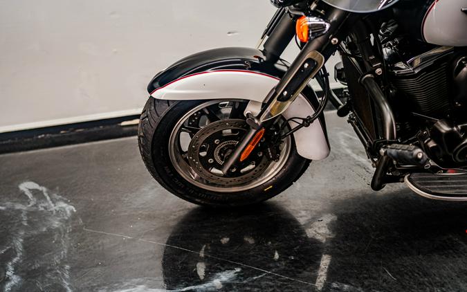 2014 Kawasaki Vulcan® 1700 Nomad™ ABS