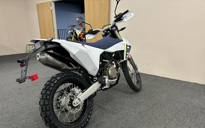 2027 Husqvarna Enduro 701