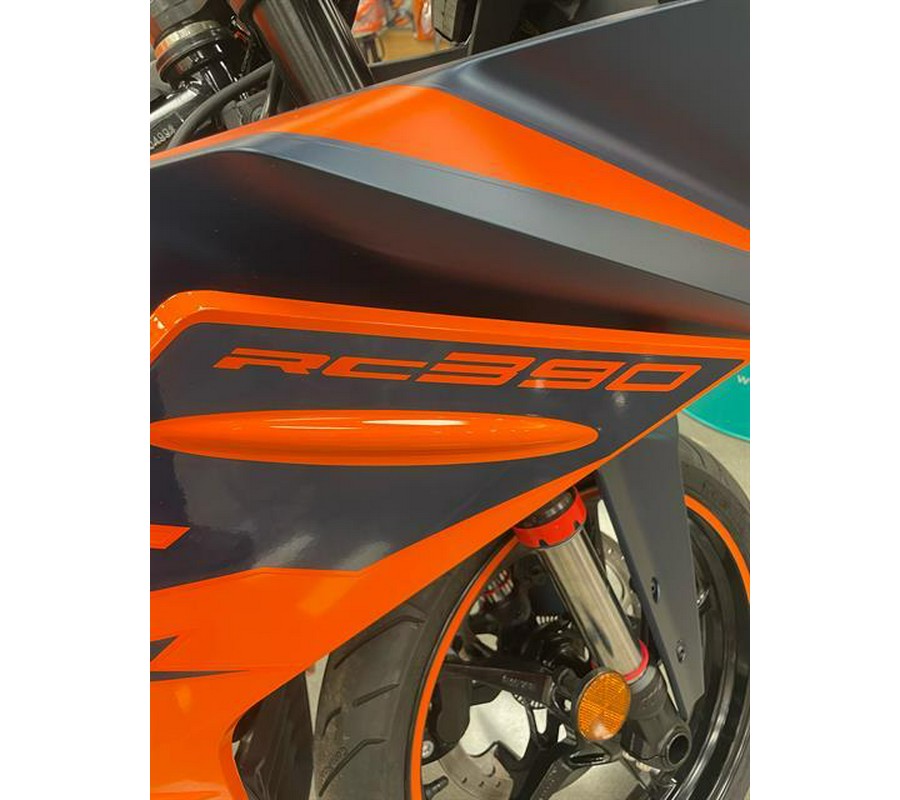 2023 KTM RC 390