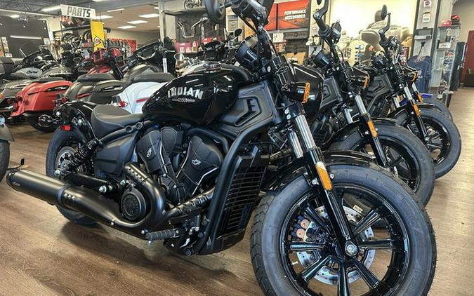 2025 Indian Scout Bobber Black Metallic
