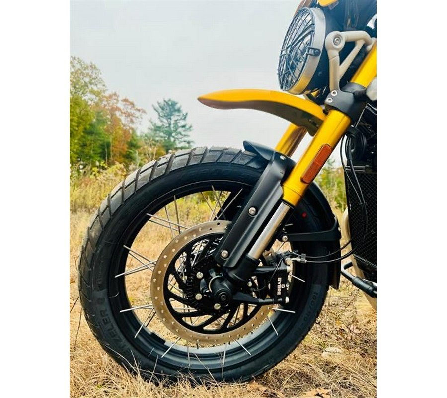 2026 Triumph Scrambler 400 XC