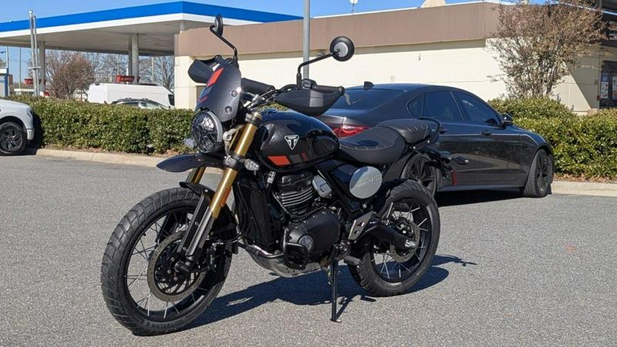2025 Triumph Scrambler 400 XC Storm Grey