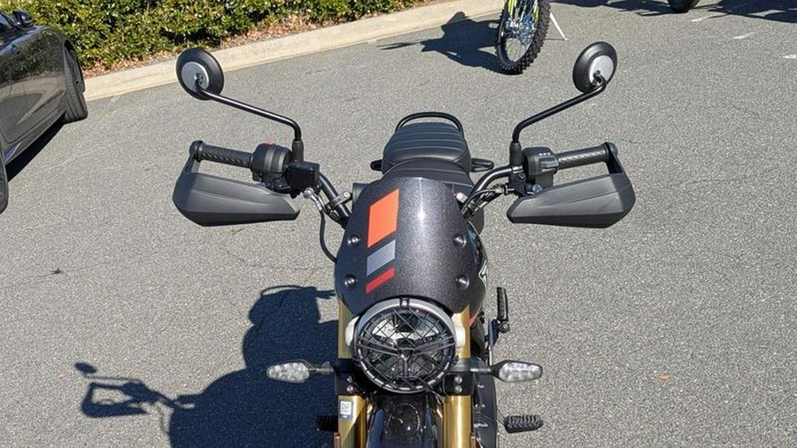 2025 Triumph Scrambler 400 XC Storm Grey