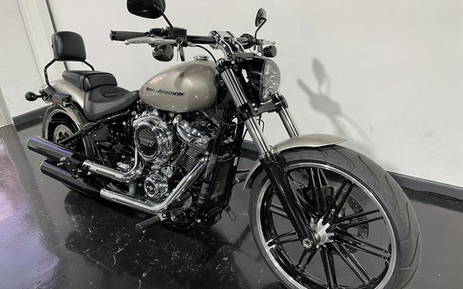 2018 Harley-Davidson FXBR - Softail Breakout