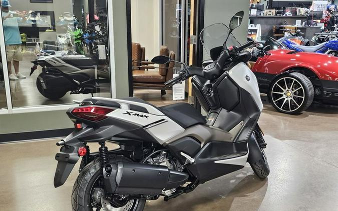 2024 Yamaha XMAX™ Base