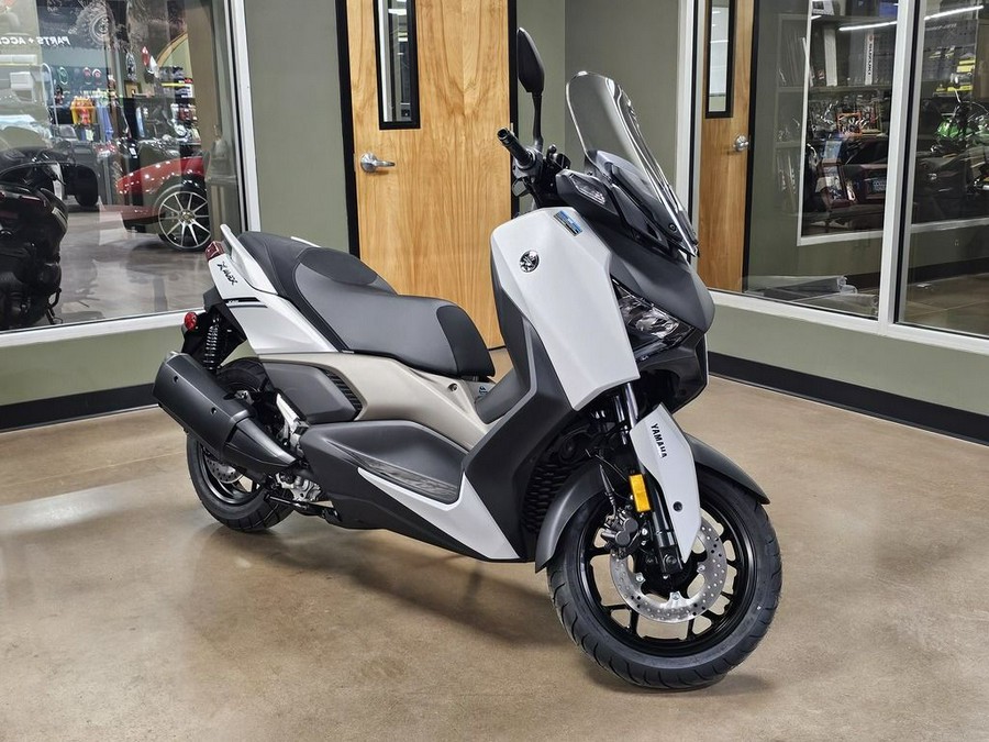 2024 Yamaha XMAX™ Base