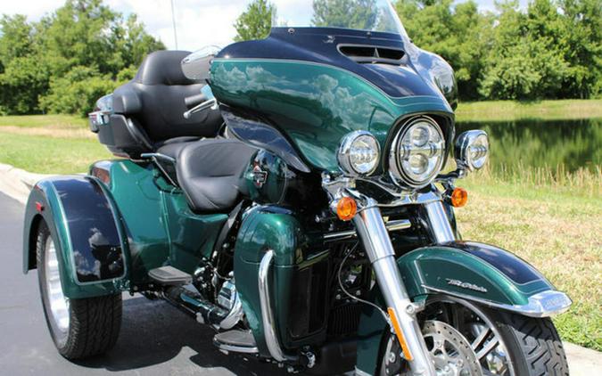 2024 Harley-Davidson Trike FLHTCUTG - Tri Glide Ultra