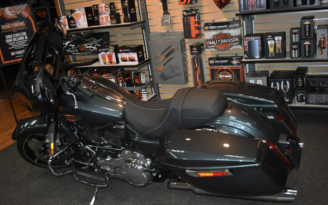 FLHX 2025 Street Glide®