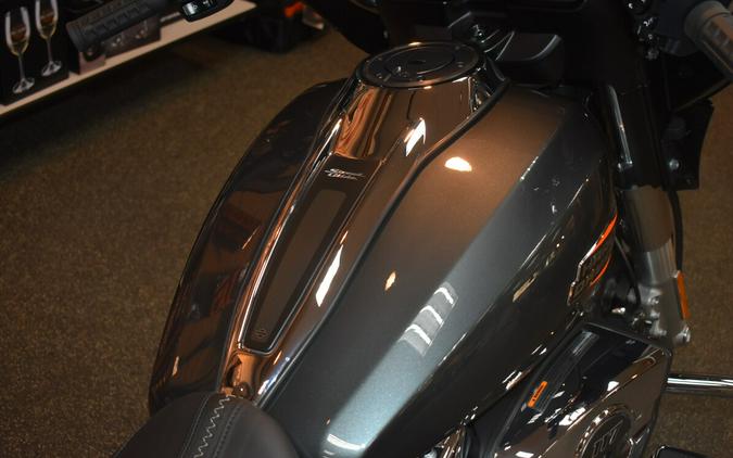 FLHX 2025 Street Glide®