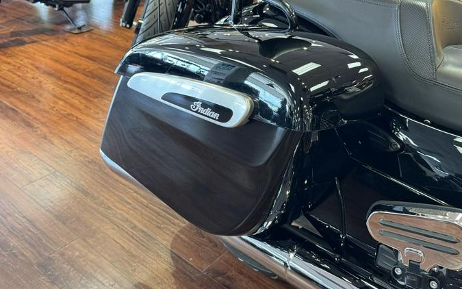 2021 Indian Motorcycle® Chieftain® Thunder Black