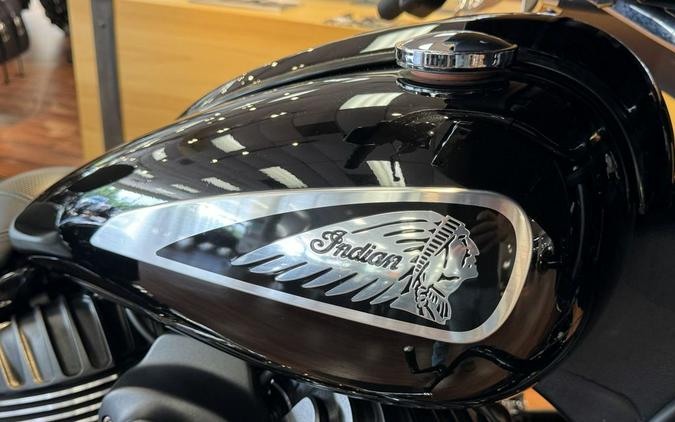 2021 Indian Motorcycle® Chieftain® Thunder Black