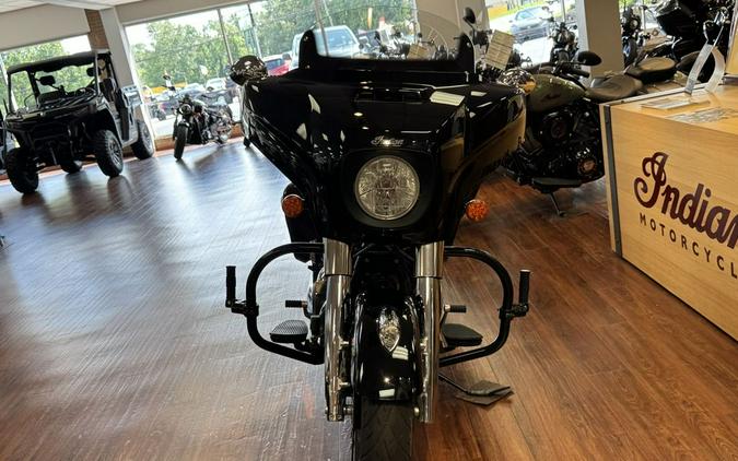 2021 Indian Motorcycle® Chieftain® Thunder Black