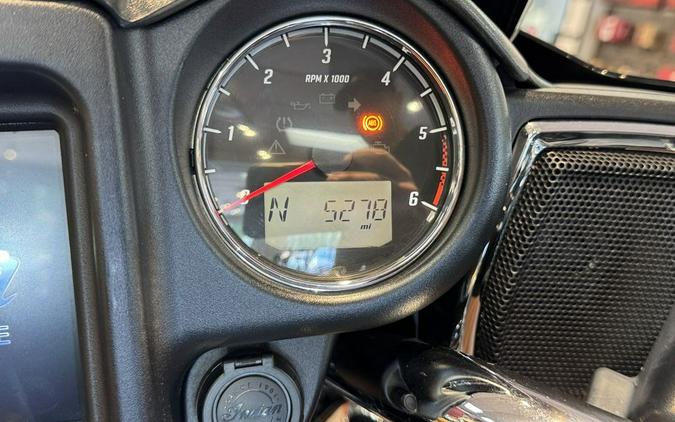 2021 Indian Motorcycle® Chieftain® Thunder Black