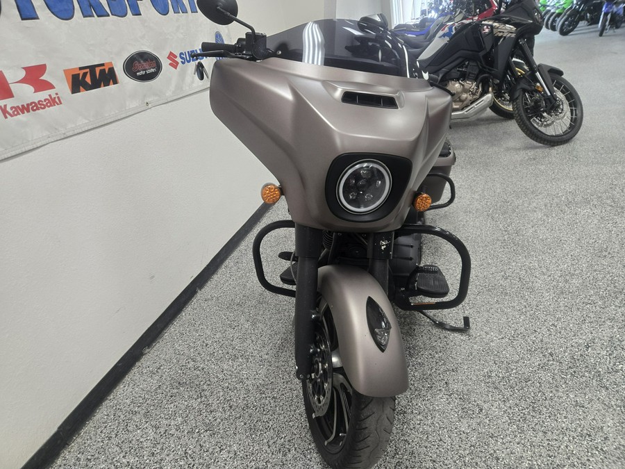 2019 Indian Motorcycle Chieftain Dark Horse Bronze Smoke - UO0155