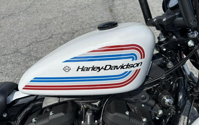 2021 Harley-Davidson® Iron 1200™ Stone Washed White Pearl