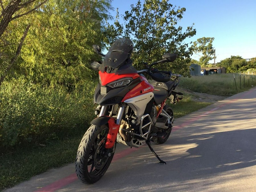 2022 Ducati Multistrada V4 Ducati Red