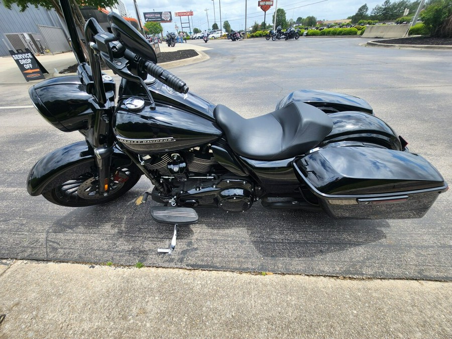 FLHRXS 2018 Road King Special