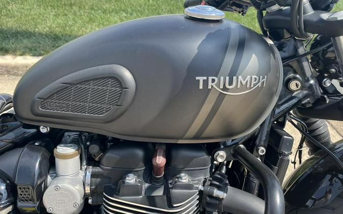 2022 Triumph BONNEVILLE BOBBER