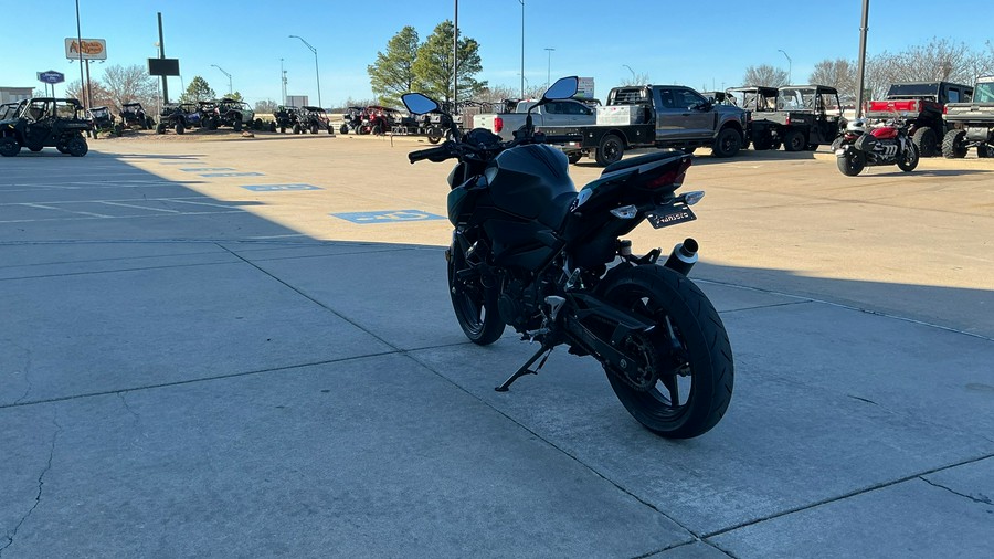 2023 Kawasaki Z400 ABS