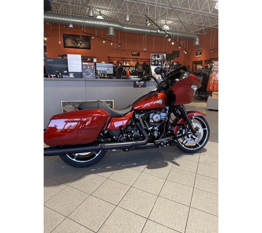 FLTRX 2025 Road Glide™