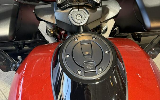 FLTRX 2025 Road Glide™