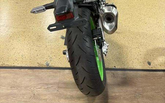 2024 Kawasaki Ninja® ZX™-4RR 40th Anniversary Edition ABS