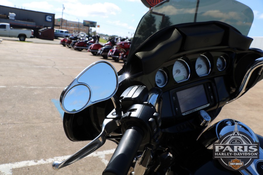 FLHXS 2017 Street Glide Special