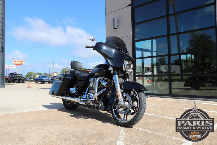 FLHXS 2017 Street Glide Special