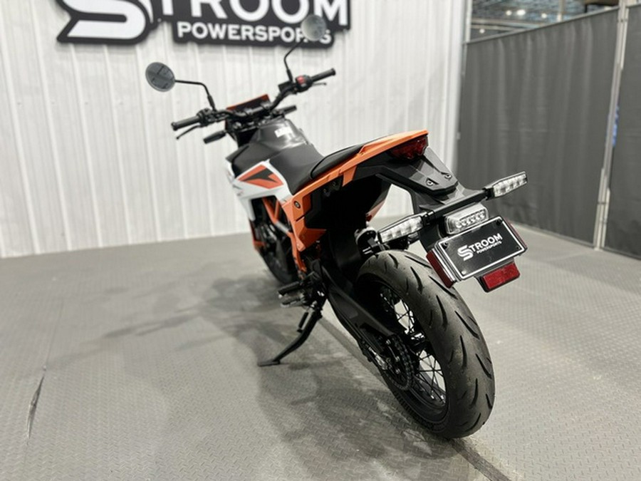 2025 KTM 390 SMC R 390 R