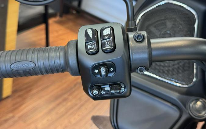 2024 Indian Motorcycle® Challenger® Titanium Smoke