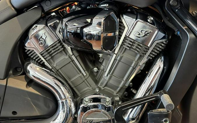 2024 Indian Motorcycle® Challenger® Titanium Smoke