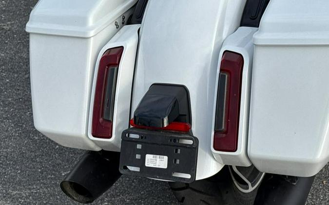 2024 Harley-Davidson® Street Glide® Base
