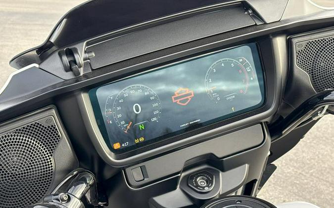 2024 Harley-Davidson® Street Glide® Base