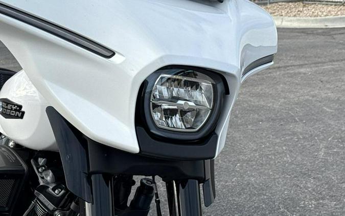 2024 Harley-Davidson® Street Glide® Base