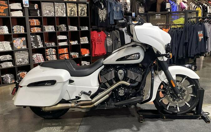 2019 Indian Chieftain Dark Horse Thunder Black Smoke