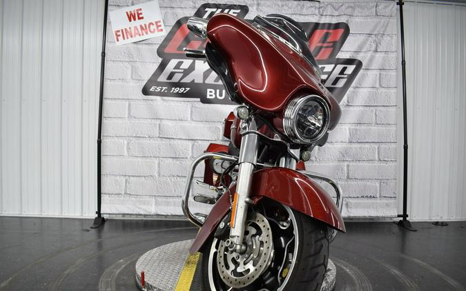 2010 Harley-Davidson® FLHX - Street Glide®