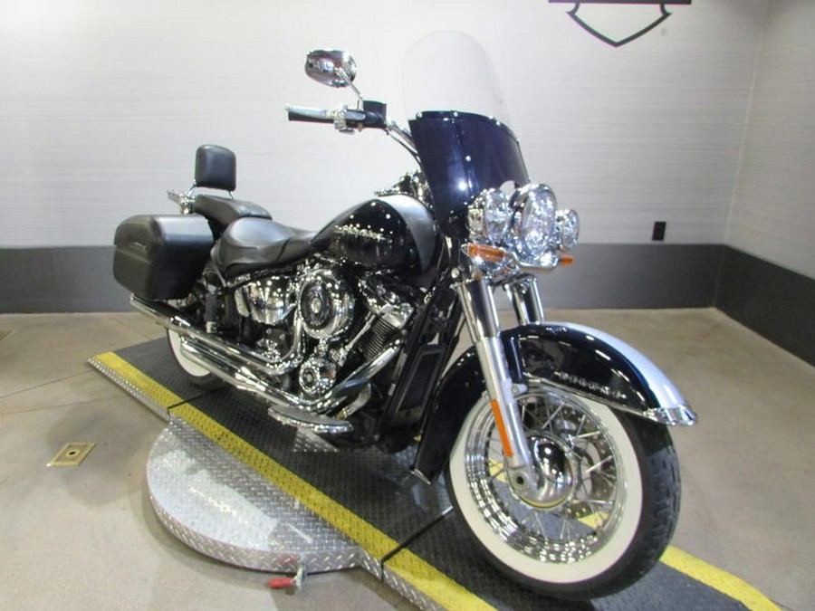2019 Harley-Davidson® FLDE - Softail® Deluxe