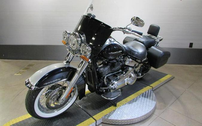 2019 Harley-Davidson® FLDE - Softail® Deluxe