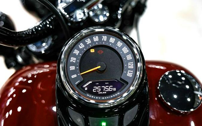 2024 Harley-Davidson FLHCS Heritage Classic 114